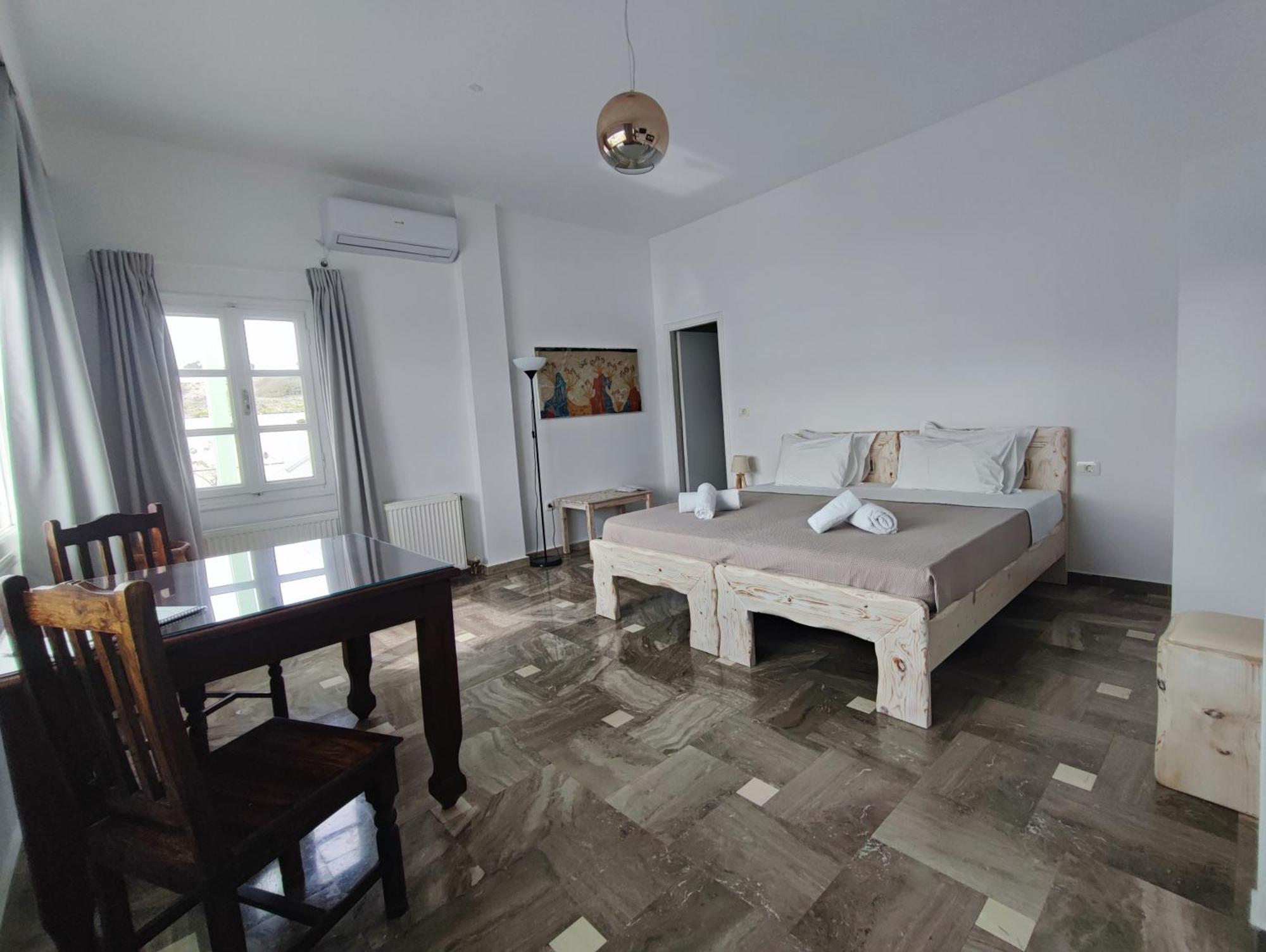 The Cliff Reflections - Adults Only Apartment Megalochori  Exterior photo