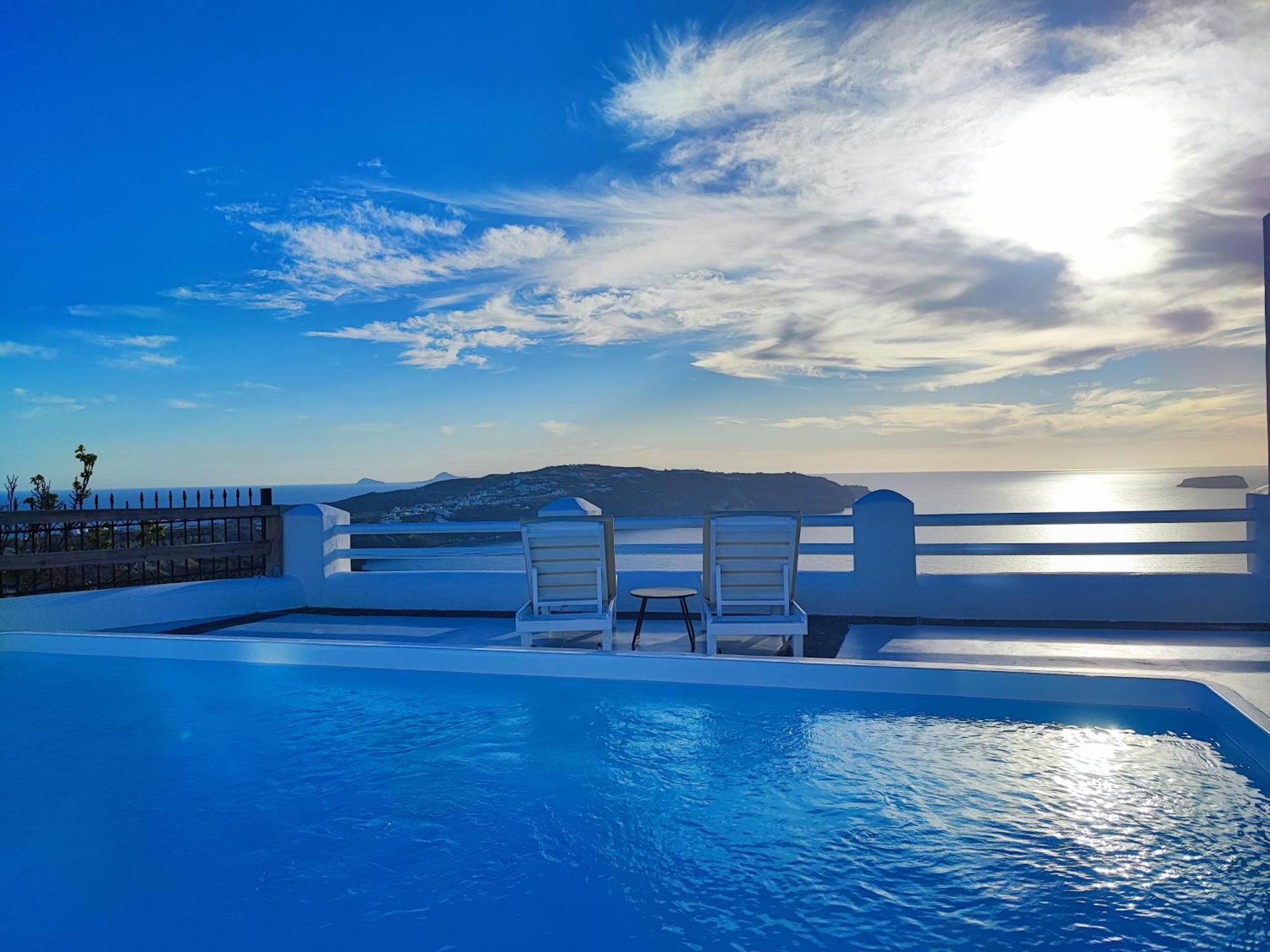 The Cliff Reflections - Adults Only Apartment Megalochori  Exterior photo